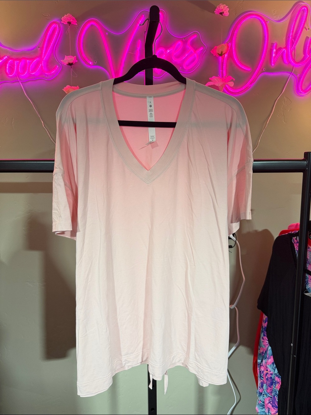 Lululemon Light Pink V-Neck Short Sleeve Tie Back Tee NWOT